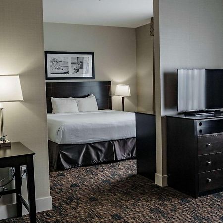 Radisson Hotel Edmonton Airport Leduc Buitenkant foto