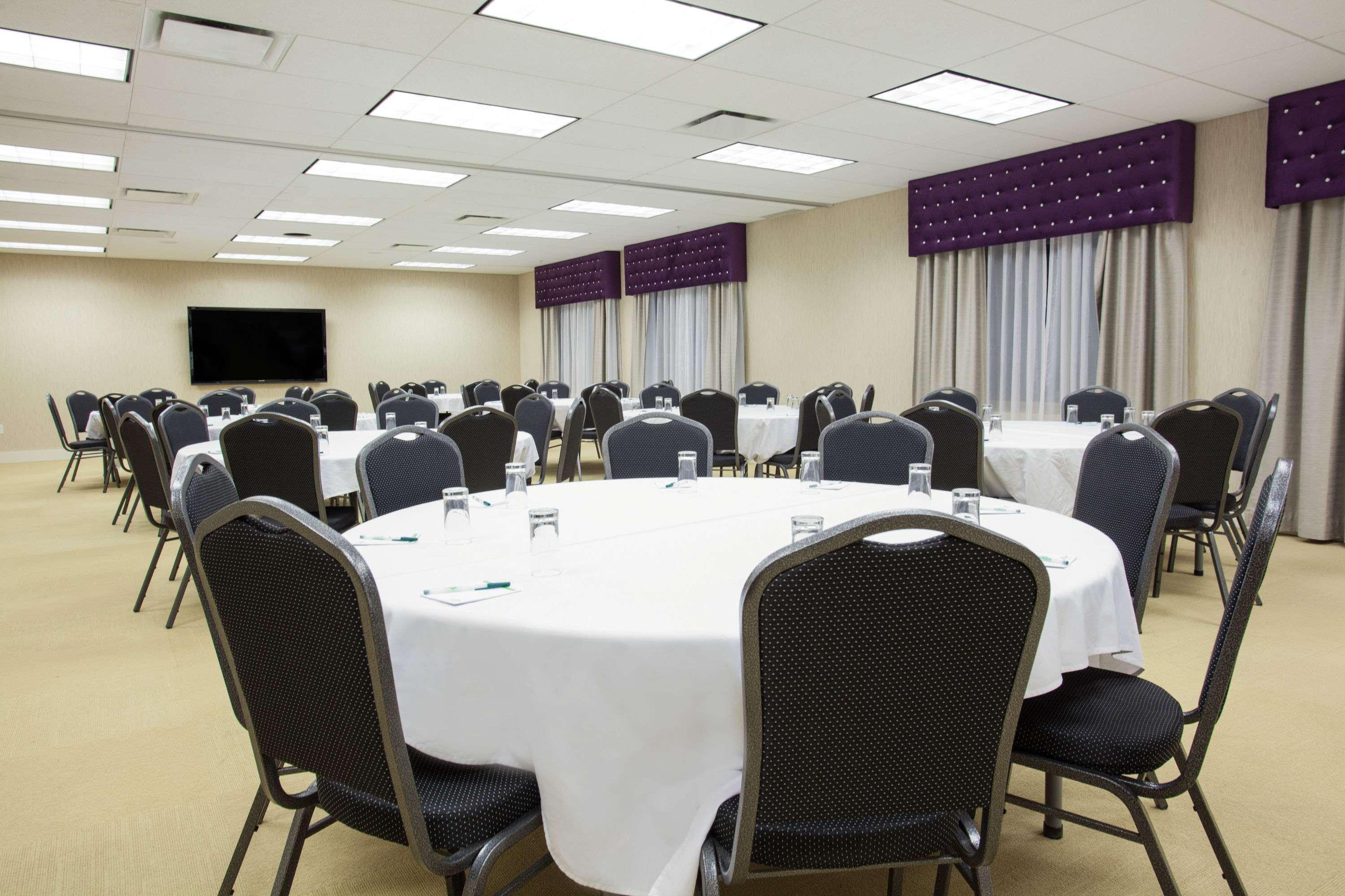 Radisson Hotel Edmonton Airport Leduc Buitenkant foto