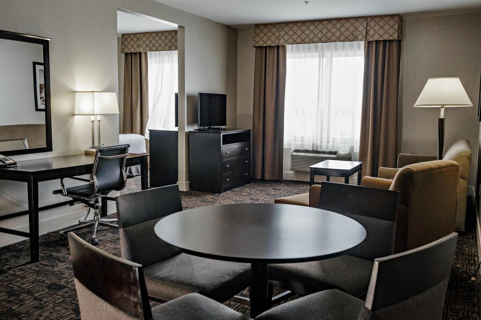 Radisson Hotel Edmonton Airport Leduc Buitenkant foto