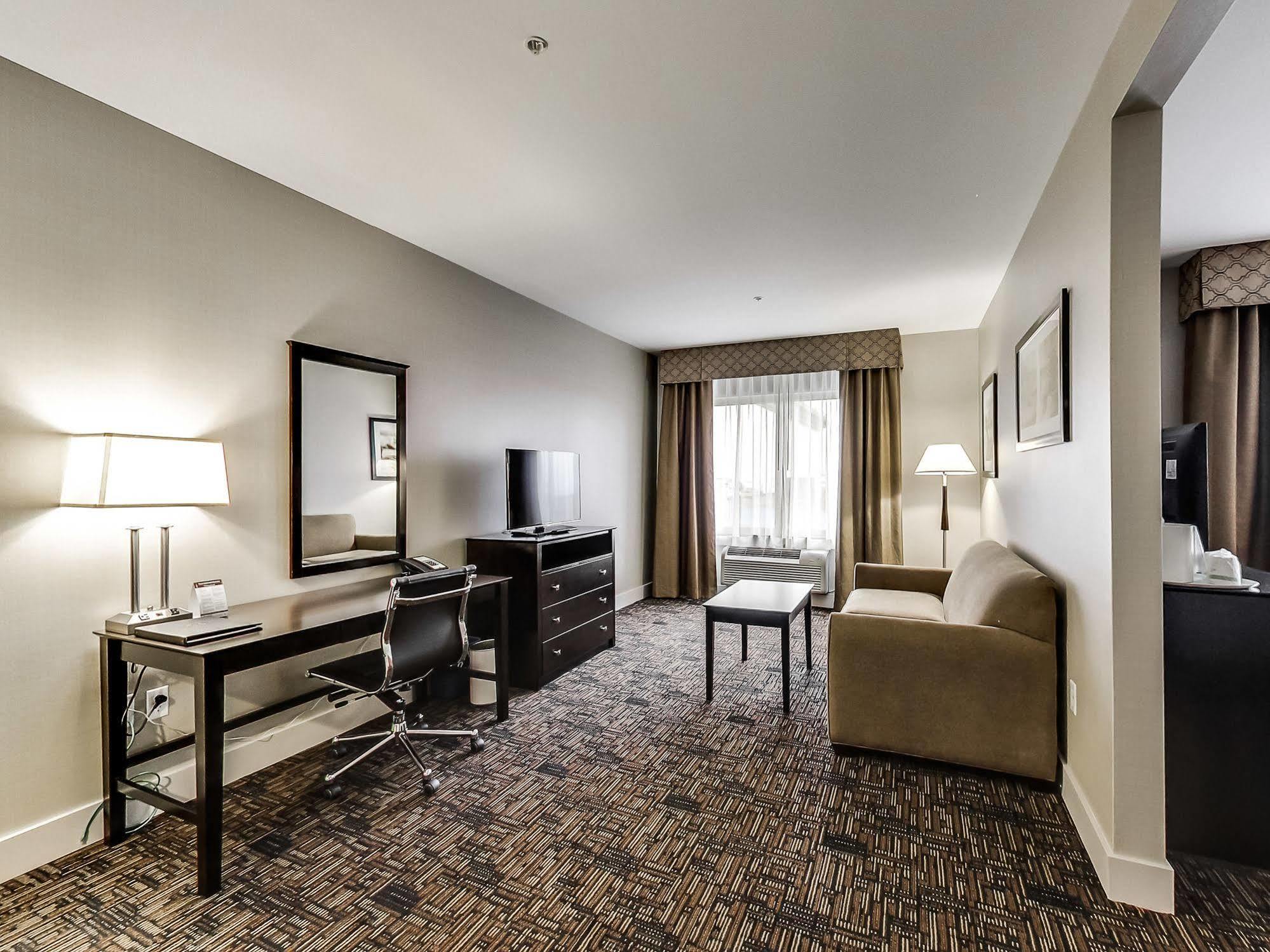 Radisson Hotel Edmonton Airport Leduc Buitenkant foto